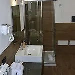 Woodhouse 4* Marsala
